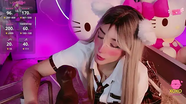 miia  baker online show from April 17, 12:19 pm