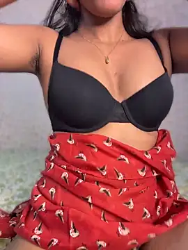 Snapshot of Goddess_sneha chatting on May 9, 3:39 pm Goddess sneha online show from May 9, 3:39 pm