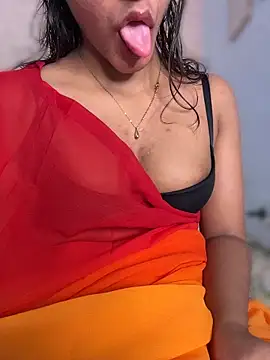 Snapshot of Goddess_sneha chatting on May 28, 5:43 pm Goddess sneha online show from May 28, 5:43 pm