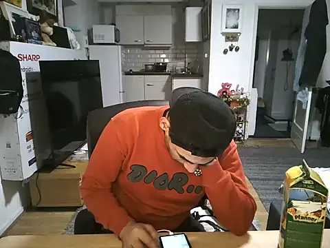 mihaimichael online show from October 31, 2:56 am