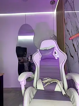 Snapshot of Herem369 chatting on October 26, 1:06 pm Herem369 online show from October 26, 1:06 pm