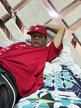 Snapshot of Herem369 chatting on February 26, 5:06 am Herem369 online show from February 26, 5:06 am