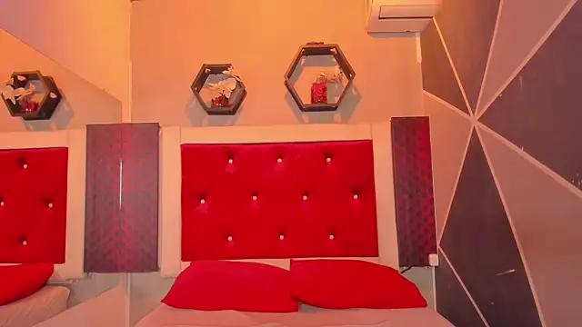 Karoll014 online show from March 30, 2:18 pm