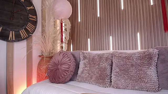 Tayzon Foxxx online show from March 20, 8:14 pm