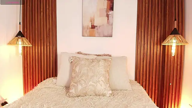 Tayzon Foxxx online show from April 7, 8:20 pm