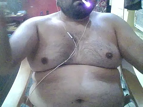 ARYANAVAILABLE online show from October 24, 9:55 pm