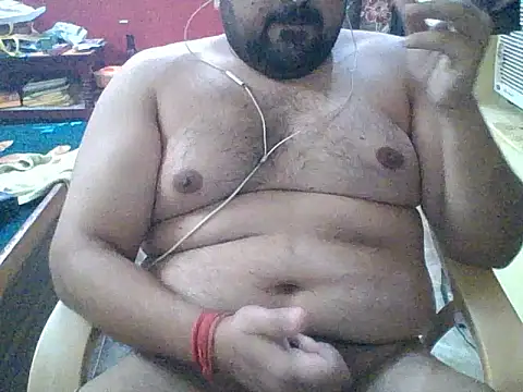 ARYANAVAILABLE online show from October 31, 11:17 pm