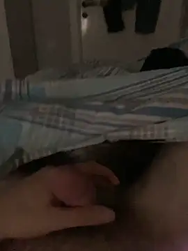 Erenn34 online show from October 12, 12:42 am