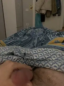 Erenn34 online show from December 4, 11:57 pm