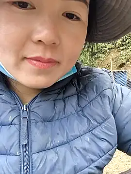 Sweetlove 77 online show from January 19, 9:01 am