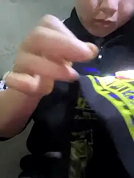 Sweetlove 77 online show from January 11, 3:00 am