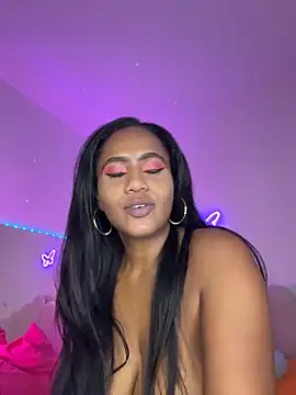 AlisonHoot69 online show from May 25, 1:00 am