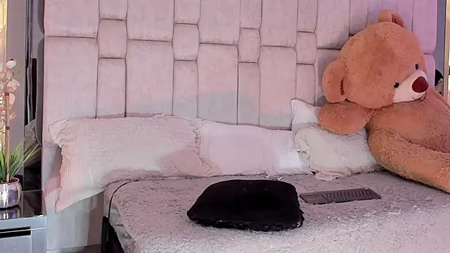 Marilyn-Cooper online show from February 20, 6:28 am