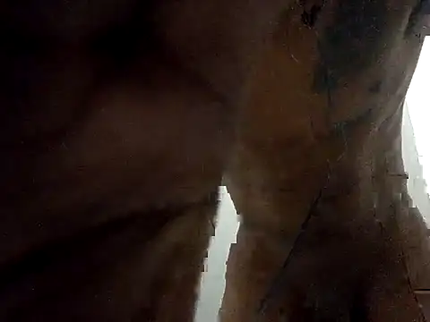 Snapshot of Aqua2312 chatting on February 5, 7:24 am Aqua2312 online show from February 5, 7:24 am