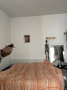 Goddess Nafeesha online show from October 29, 3:03 pm