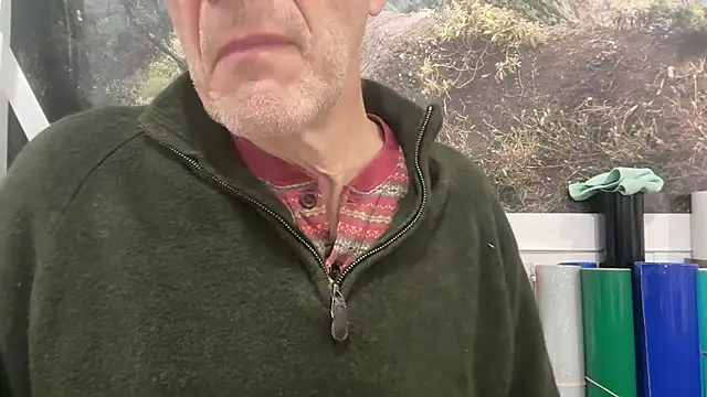 Snapshot of tauromolo chatting on January 11, 12:48 am tauromolo online show from January 11, 12:48 am