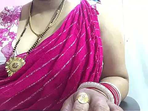 Snapshot of Desi_bhabhiii chatting on January 3, 5:50 am Desi bhabhiii online show from January 3, 5:50 am