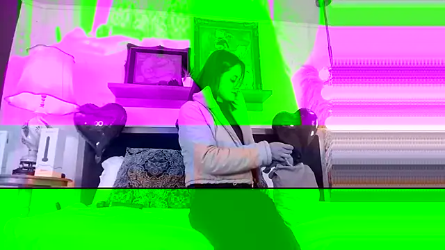 Snapshot of Alice_milf_ chatting on February 10, 11:25 am Alice milf online show from February 10, 11:25 am