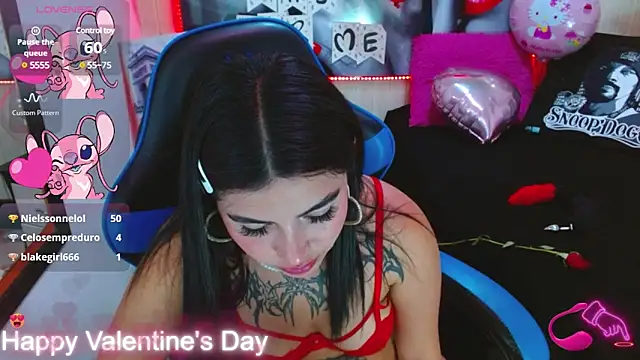  luna torres online show from February 14, 4:52 pm