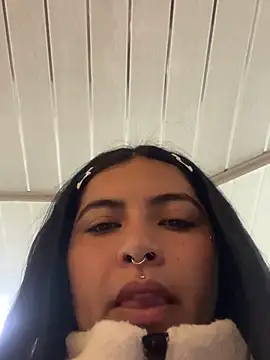  luna torres online show from March 23, 12:20 pm