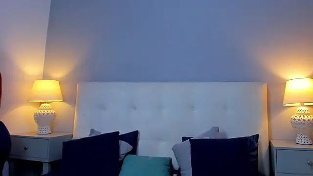 Snapshot of SaraaJhonsonn chatting on September 11, 2:50 pm SaraaJhonsonn online show from September 11, 2:50 pm