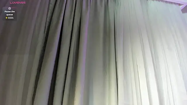 Snapshot of SaraaJhonsonn chatting on February 21, 1:34 pm SaraaJhonsonn online show from February 21, 1:34 pm