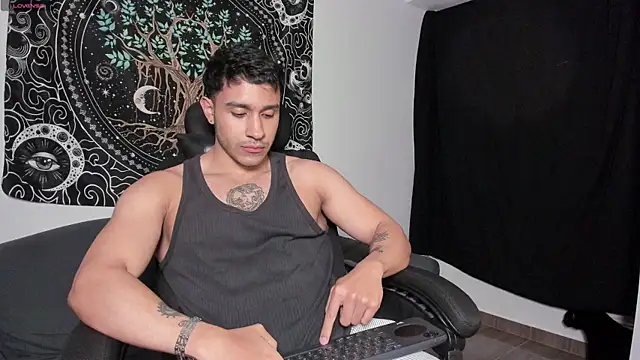 Snapshot of JayMarcos_ chatting on March 10, 5:33 am JayMarcos  online show from March 10, 5:33 am