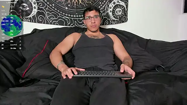 Snapshot of JayMarcos_ chatting on October 16, 4:46 am JayMarcos  online show from October 16, 4:46 am