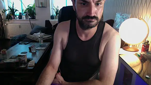 tomz0819 online show from July 7, 7:23 am