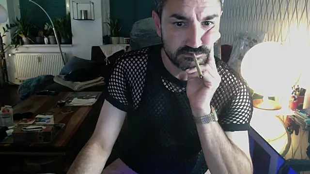 tomz0819 online show from July 9, 1:09 am
