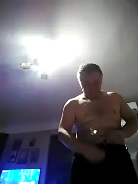 Snapshot of Grasul78 chatting on November 17, 4:13 pm Grasul78 online show from November 17, 4:13 pm