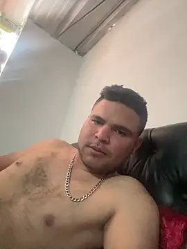 Snapshot of PITBuk_708 chatting on July 12, 5:59 pm PITBuk 708 online show from July 12, 5:59 pm
