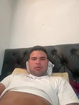 Snapshot of PITBuk_708 chatting on July 21, 8:00 pm PITBuk 708 online show from July 21, 8:00 pm