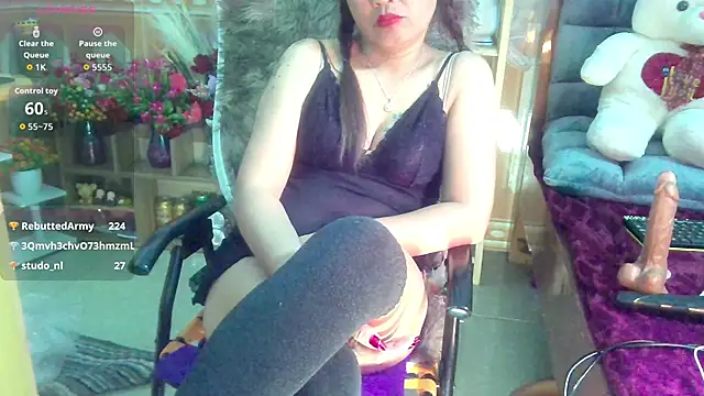 Jerry-Lan online show from November 25, 7:03 pm