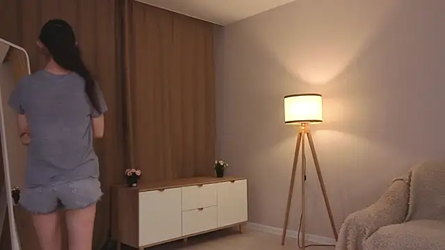 BettyBrowni online show from February 8, 4:10 pm