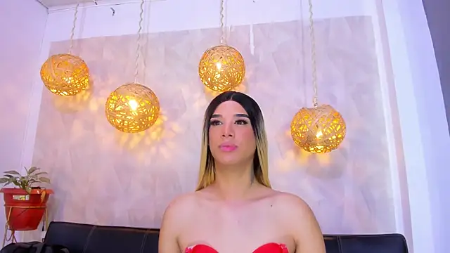 Snapshot of victoria_aleia_ chatting on January 6, 11:20 pm victoria aleia online show from January 6, 11:20 pm