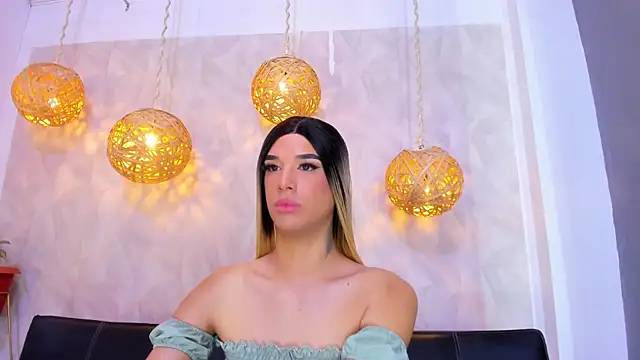 Snapshot of victoria_aleia_ chatting on January 10, 11:39 pm victoria aleia online show from January 10, 11:39 pm