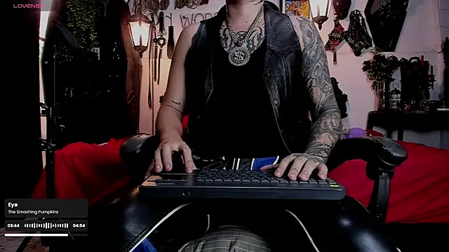 allanhurtss online show from May 22, 5:40 pm
