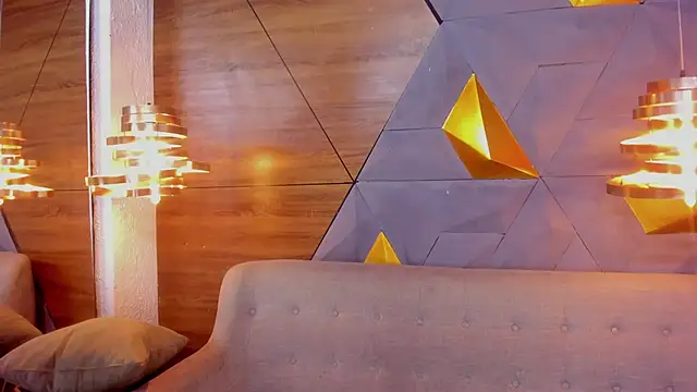 sarah banks1 online show from January 3, 7:07 pm