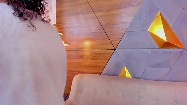 sarah banks1 online show from January 6, 7:13 pm