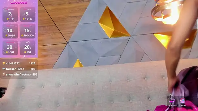 sarah banks1 online show from February 3, 7:00 pm