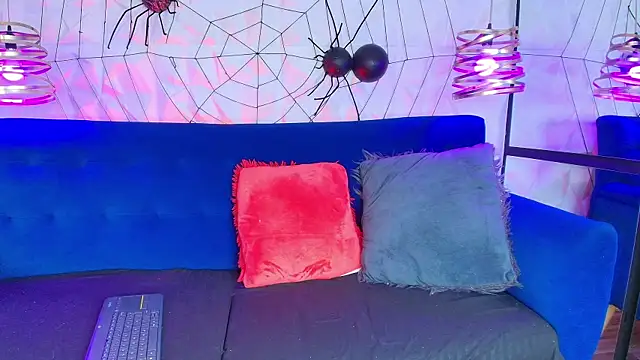 sarah banks1 online show from November 29, 3:20 am