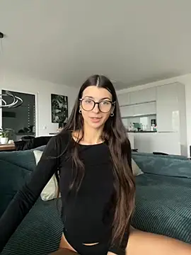 Wildberry  online show from November 16, 8:20 am