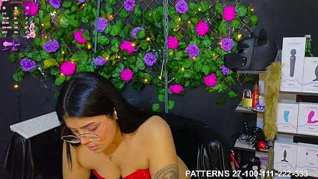 Sweett Mollyy online show from April 7, 11:04 pm