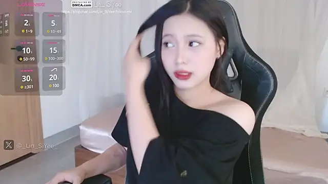 Lin SiYee online show from February 21, 2:28 am