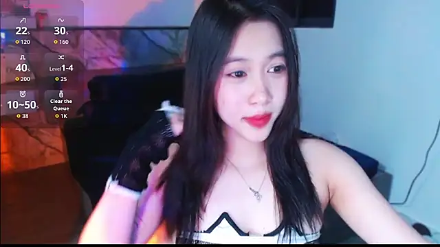 Lin SiYee online show from February 5, 1:38 pm