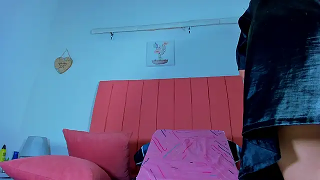 valen rose0 online show from January 21, 12:07 pm