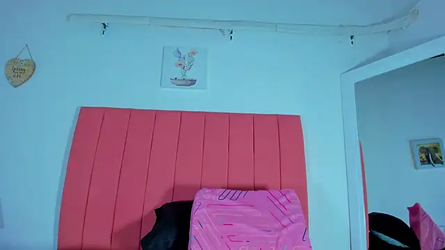 valen rose0 online show from January 22, 12:06 pm