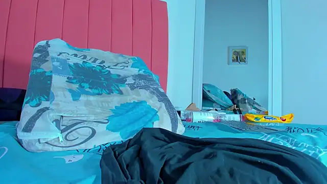 valen rose0 online show from February 1, 3:07 pm