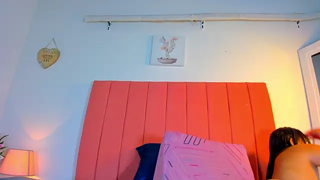 valen rose0 online show from October 7, 12:13 pm